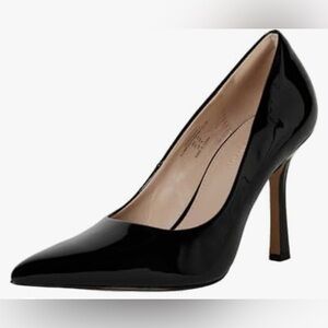 The Drop Parish Holiday - Women's Closed Toe Bow Pump Heels